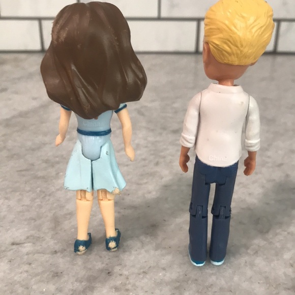 Little Tikes Place Doll House Mom and Dad 4" Family Pretend Play - Picture 5 of 6